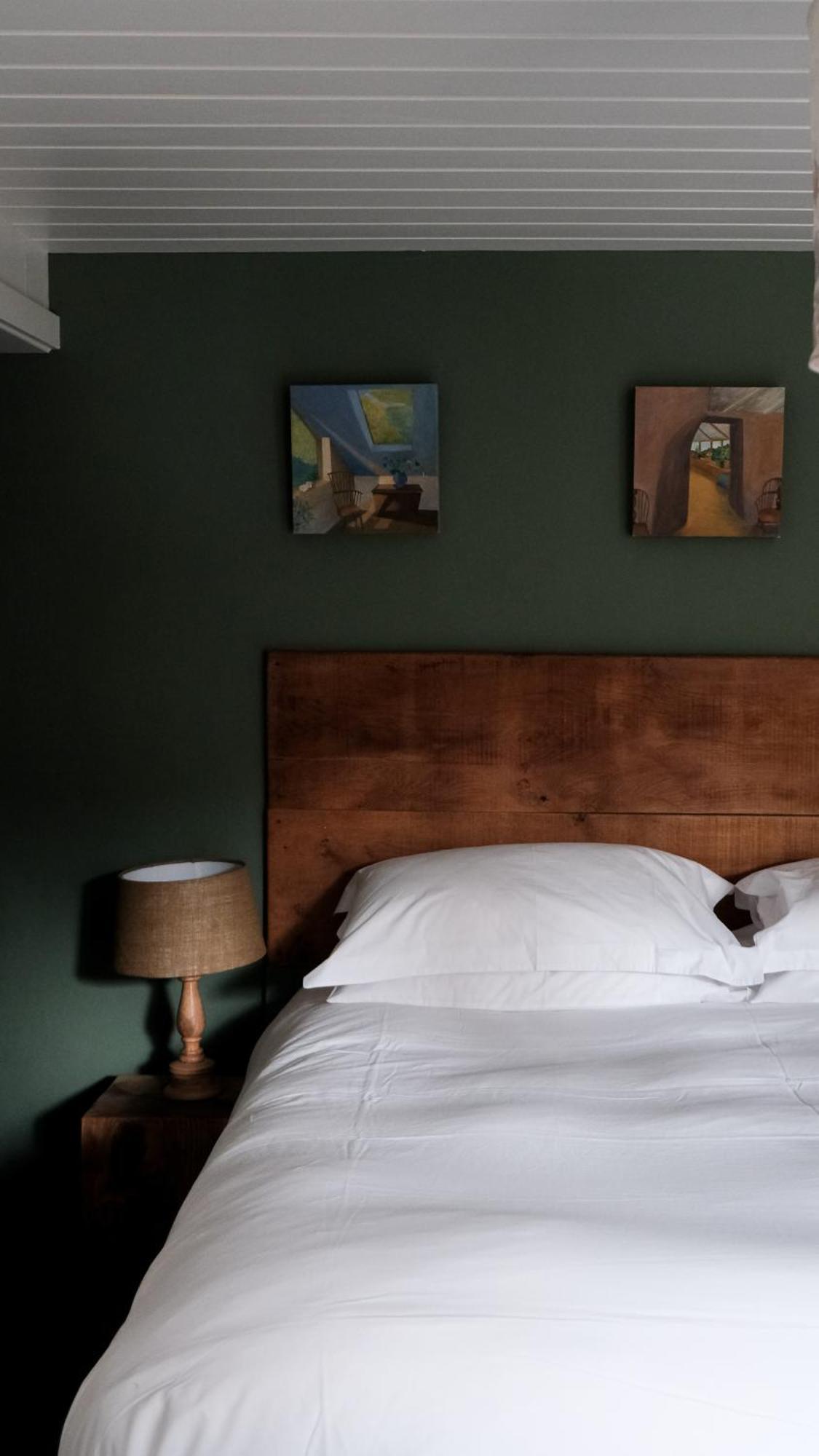 Llys Meddyg Hotel Newport  Kültér fotó